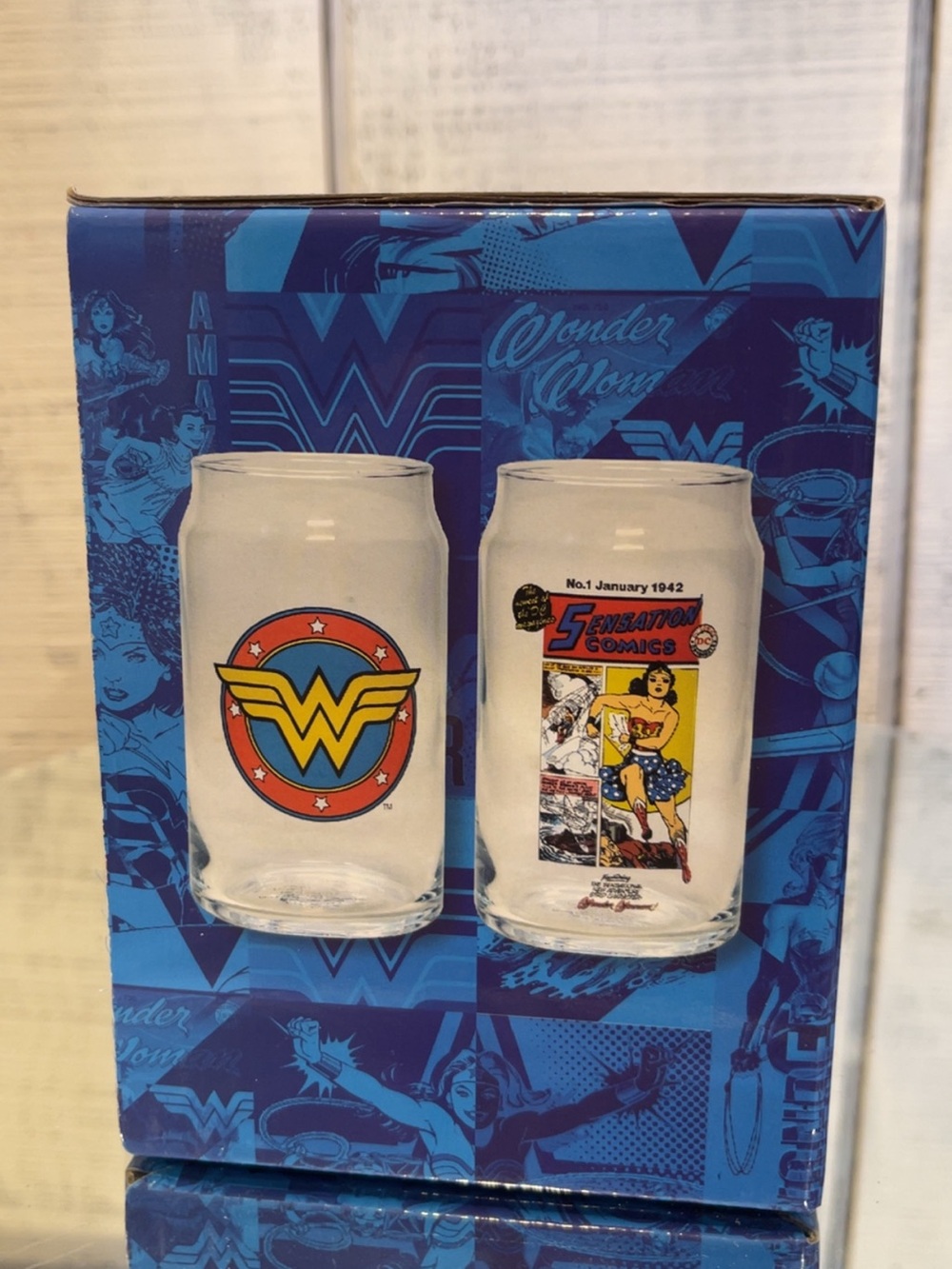 NIB Wonder Woman 2-Pack Glass Set - Picture 5 of 11